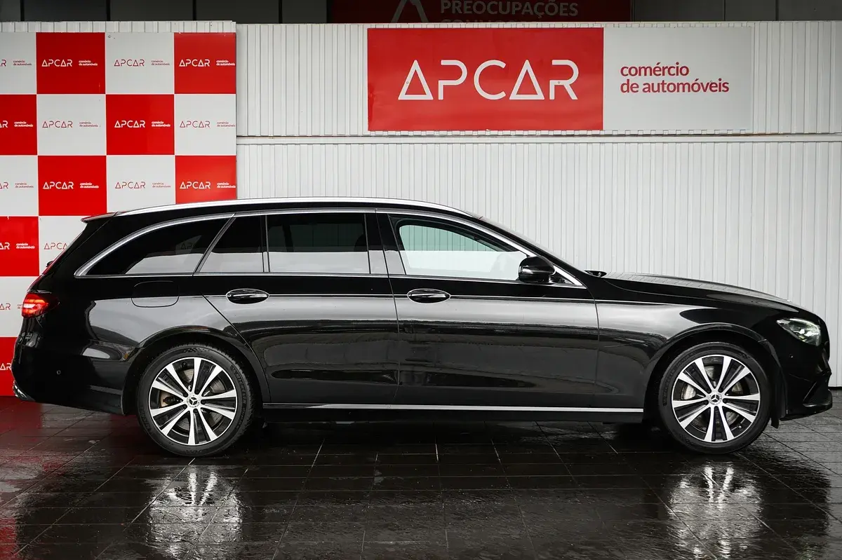 Mercedes-Benz E 300 15