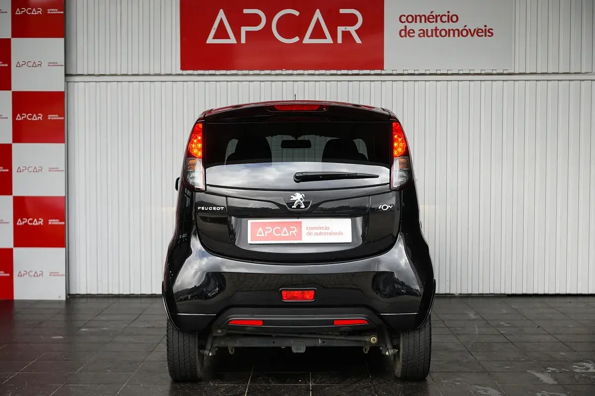 Peugeot iOn Active 4