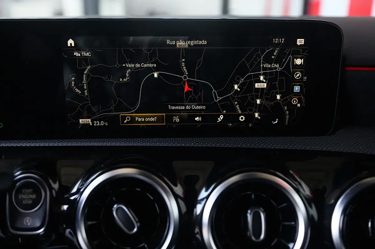 Mercedes-Benz A 180 d AMG Line Aut. 48