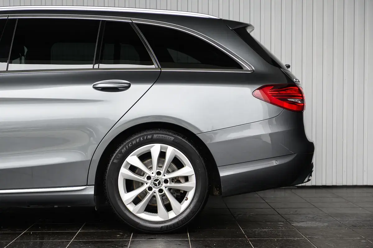 Mercedes-Benz C 200 d Business Solutions 16