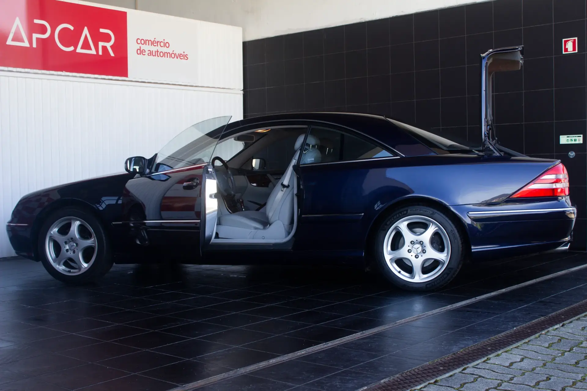 Mercedes-Benz CL 500 Coupé 9
