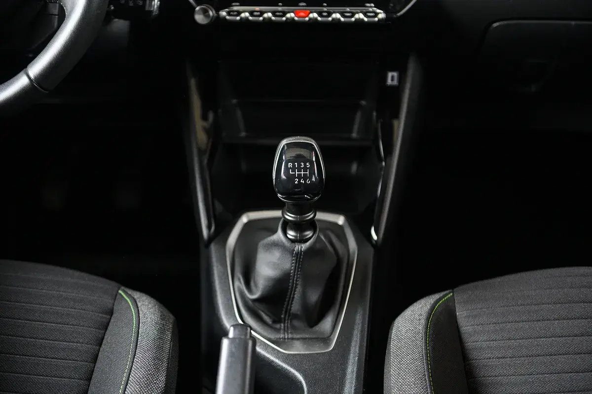 Peugeot 208 1.2 PureTech Active 52