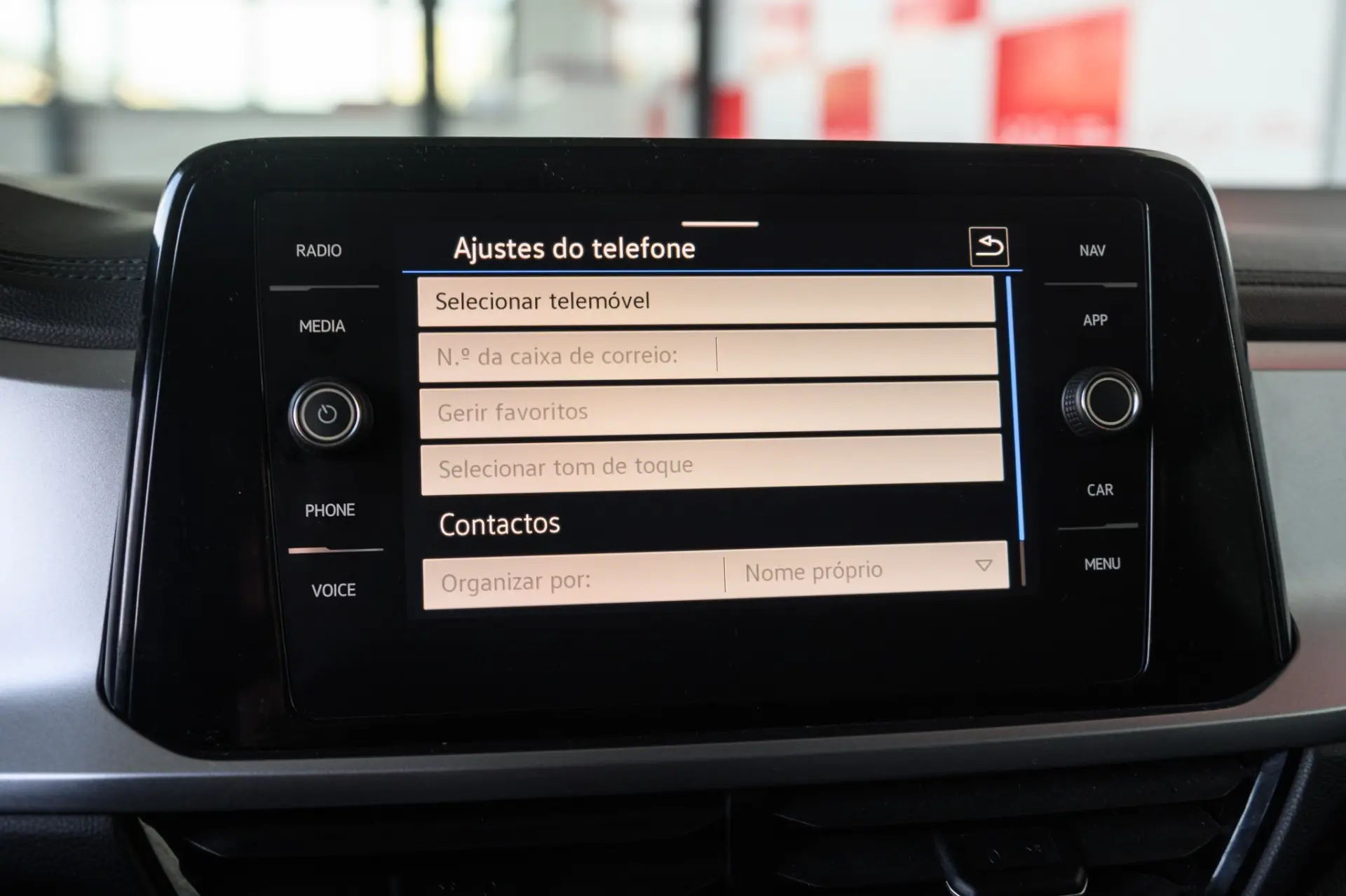 Volkswagen T-Roc 1.0 TSI Life 39