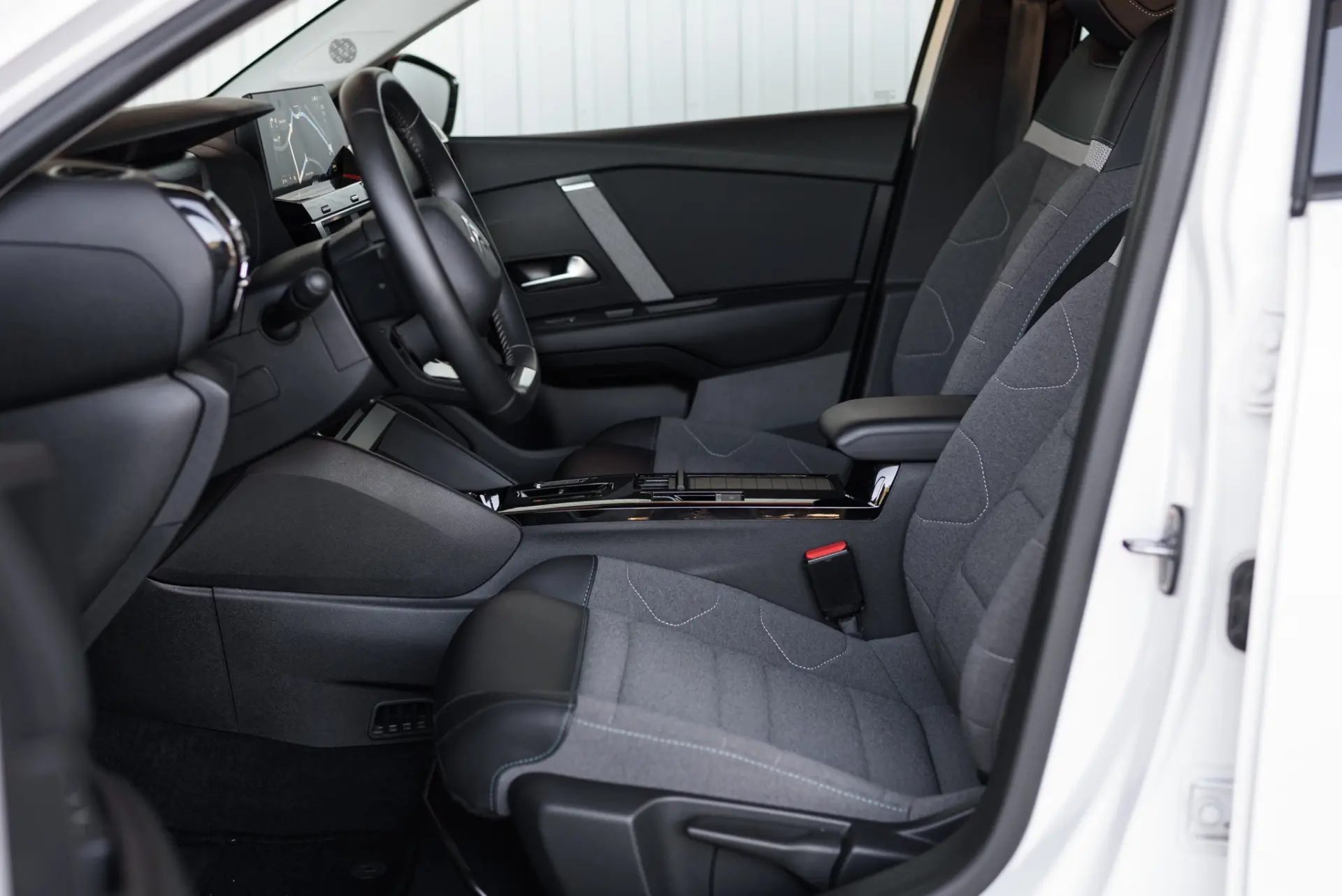 Citroen e-C4 50 kWh Autonomia Conforto Plus 26