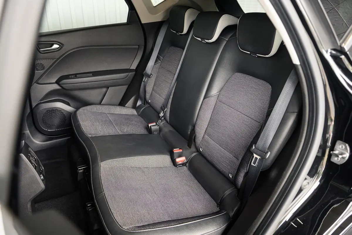 Renault Captur 1.0 TCe Techno 57
