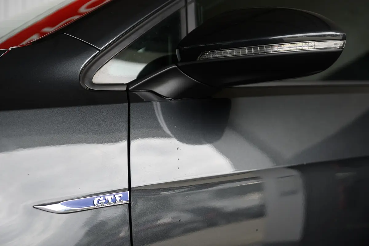 Volkswagen Golf 1.4 GTE Plug-in-Hybrid DSG 16