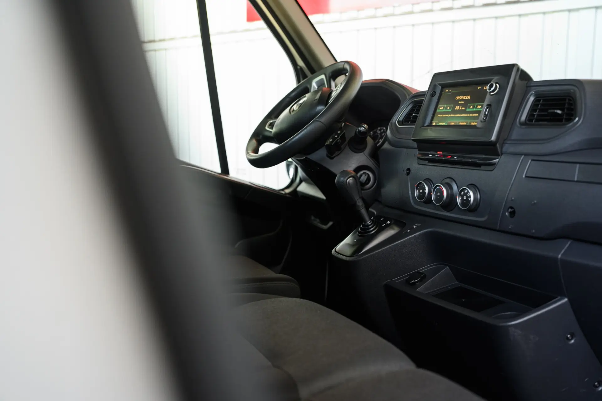 Renault Master L4 2.3 dCi Single Cab 3.5T 27