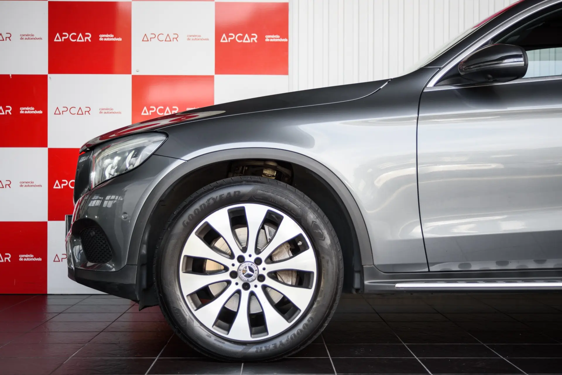Mercedes-Benz GLC 250 d Coupé AMG Line 4-Matic 9