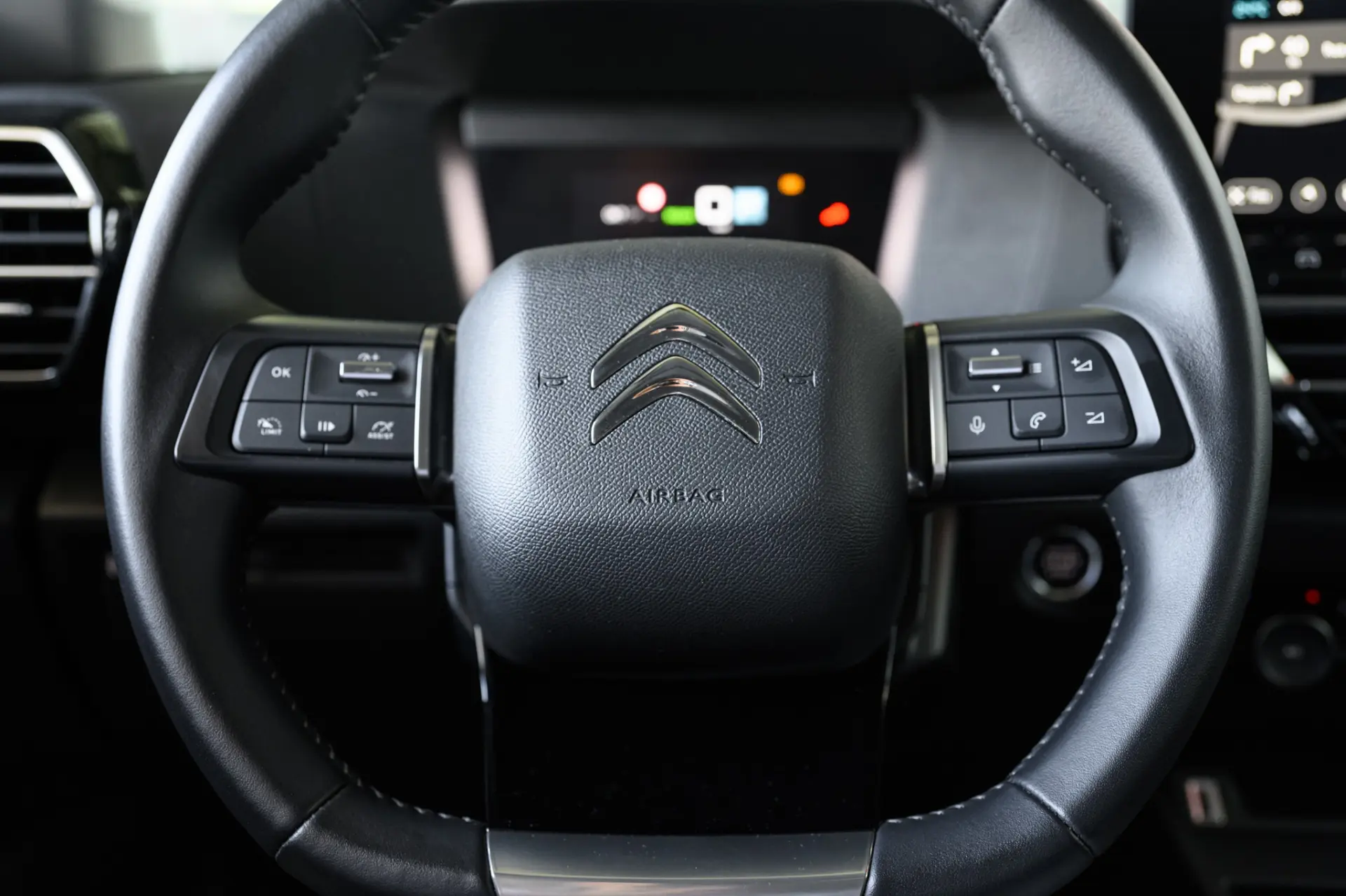Citroen e-C4 50 kWh Autonomia Conforto Plus 35
