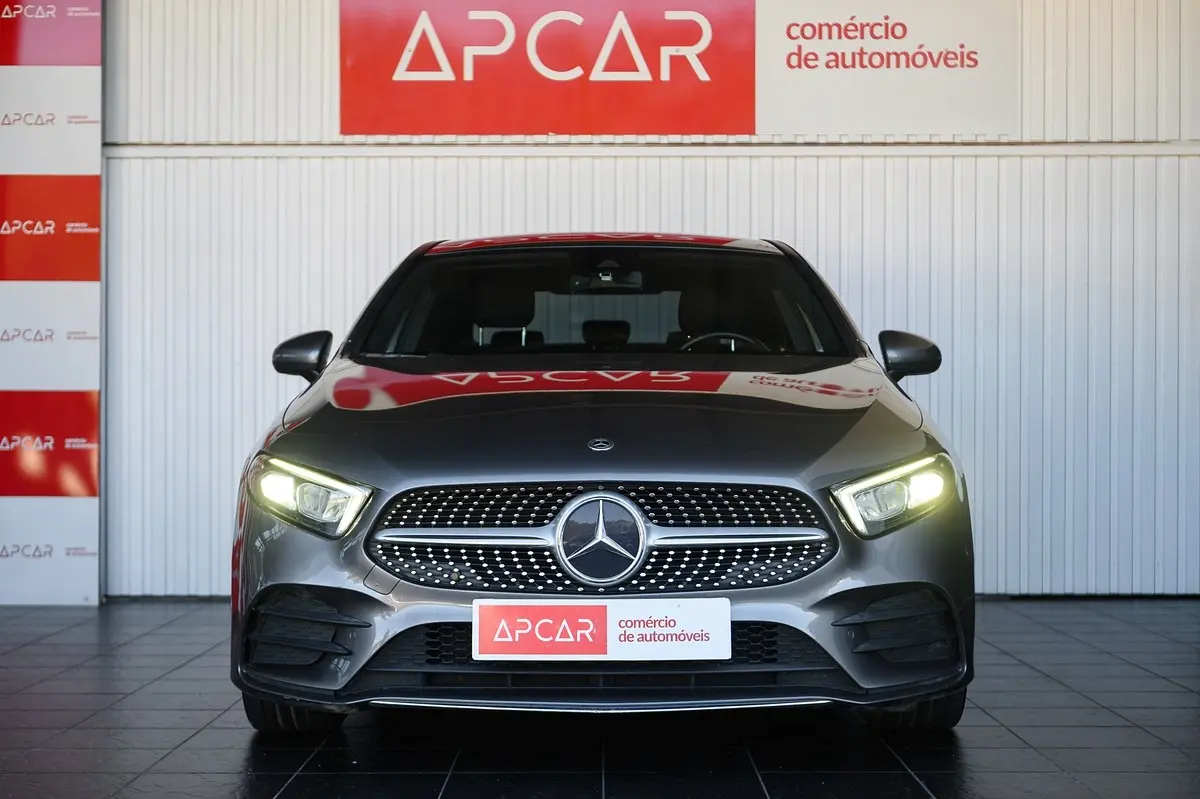 Mercedes-Benz A 180 Limousine d AMG Line Aut. 9