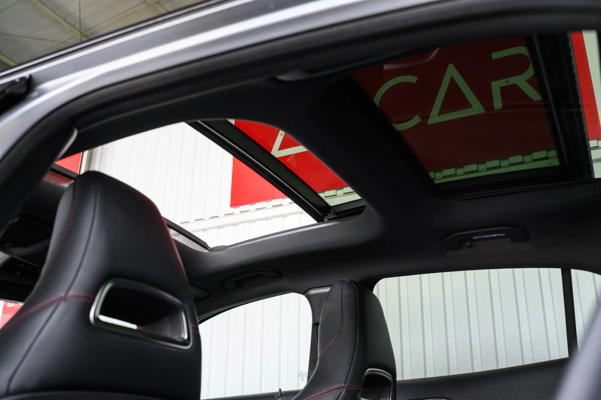 Mercedes-Benz GLA 45 AMG 4-Matic 57