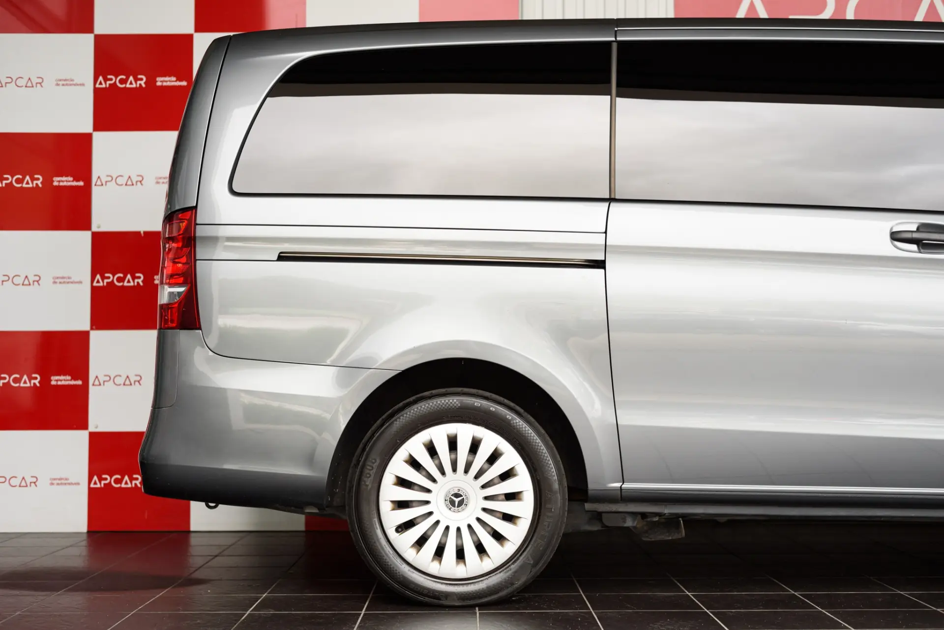 Mercedes-Benz Vito Tourer 114 CDi/32 Pro 9