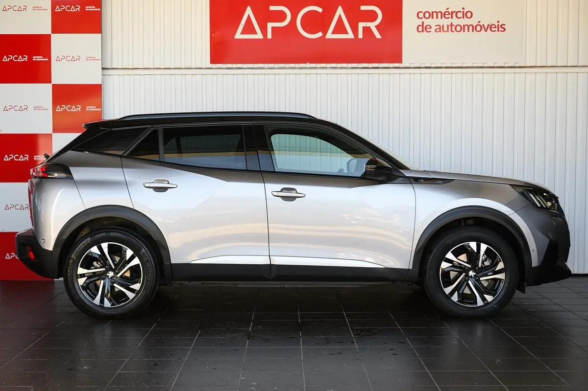 Peugeot e-2008 50 kWh GT Pack 2