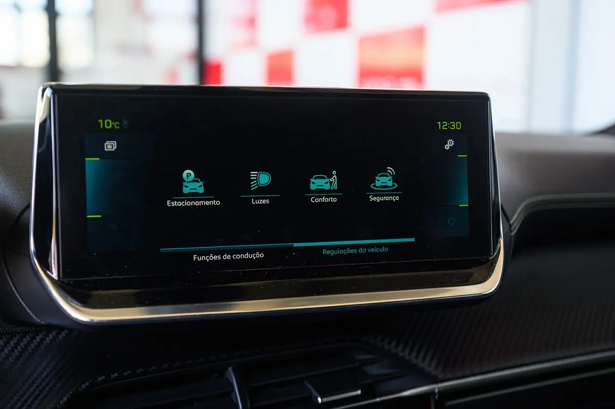 Peugeot e-2008 50 kWh GT Pack 48