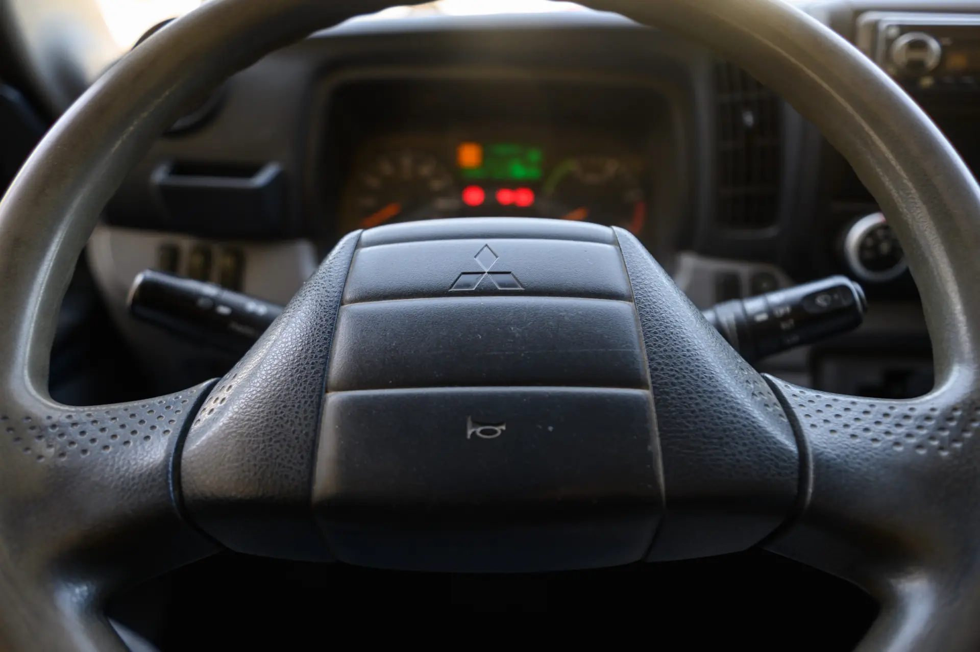 Mitsubishi Fuso Canter 3C13 34