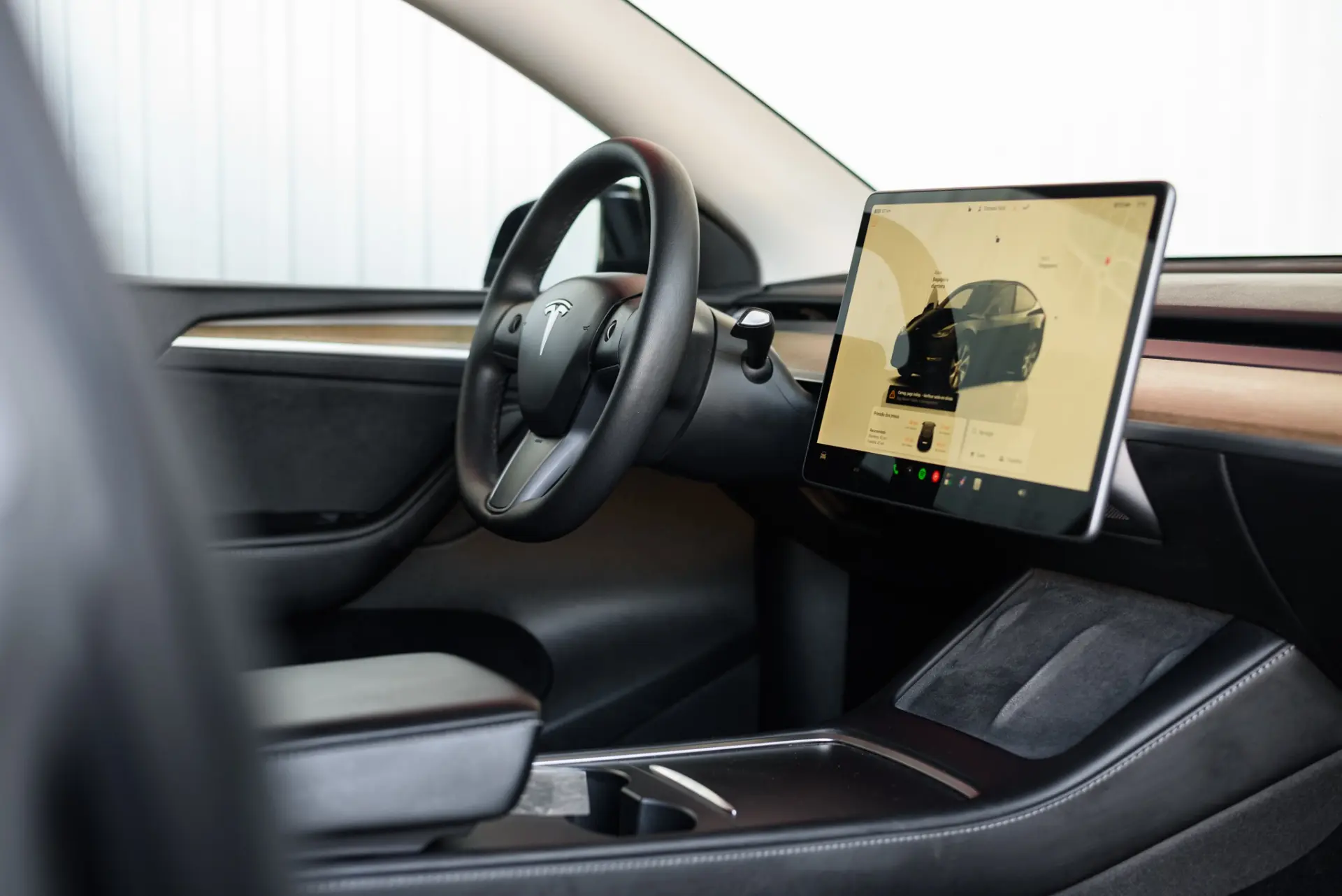 Tesla Model Y Long Range Dual Motor AWD 49