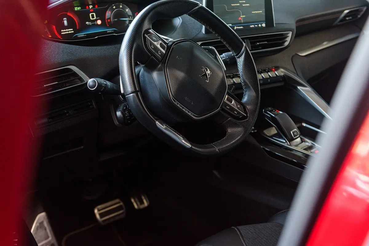 Peugeot 3008 1.5 BlueHDi GT EAT8 29