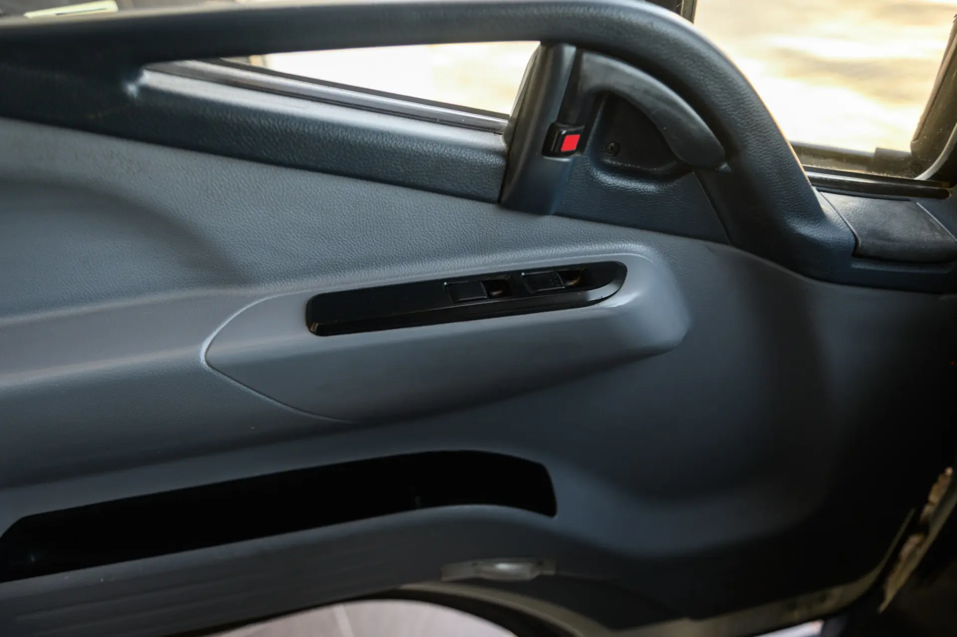 Mitsubishi Fuso Canter 3C13 31