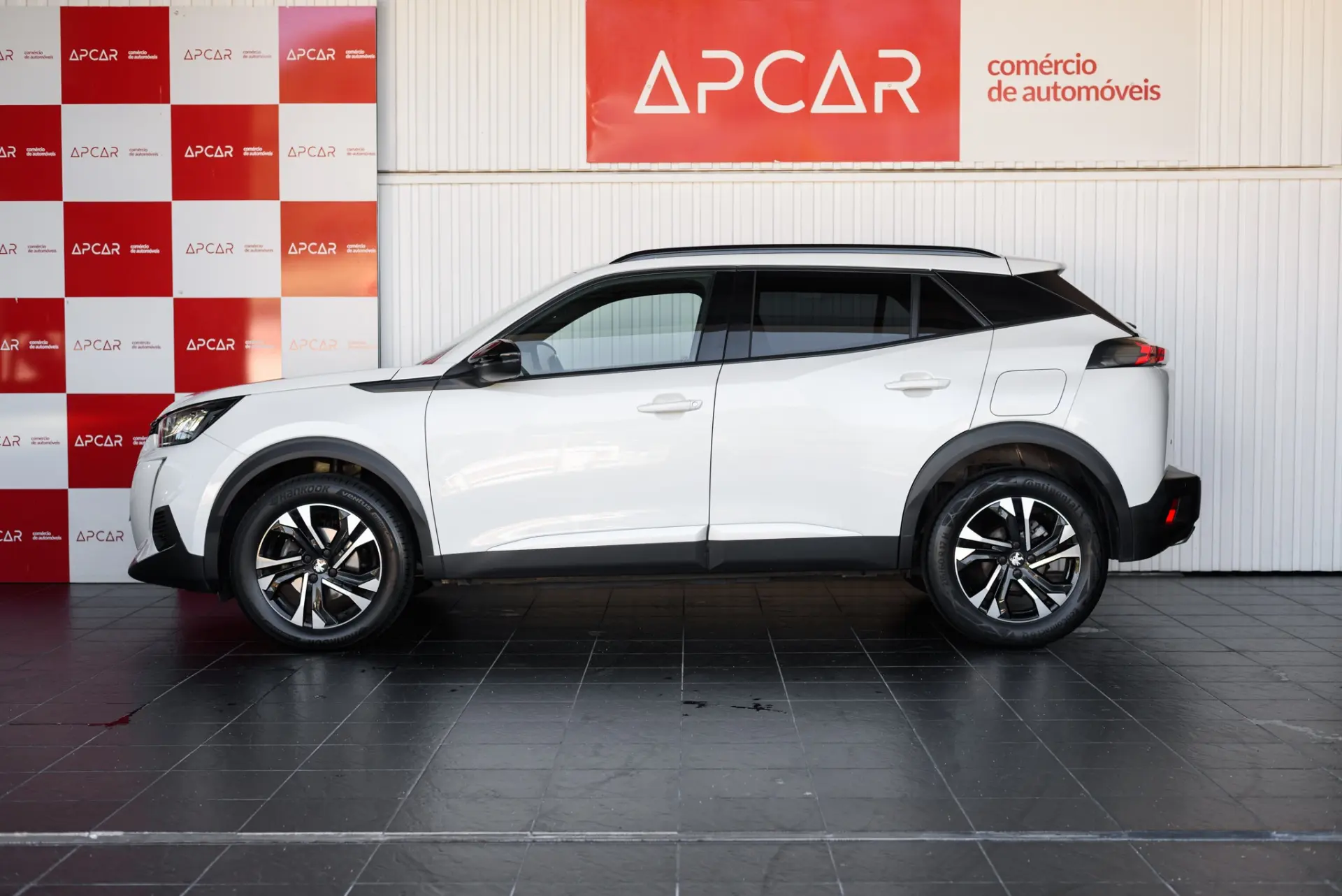 Peugeot 2008 1.2 PureTech Allure EAT8 8