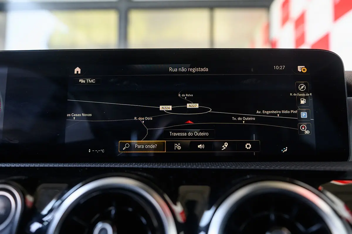 Mercedes-Benz A 180 Limousine d AMG Line Aut. 45