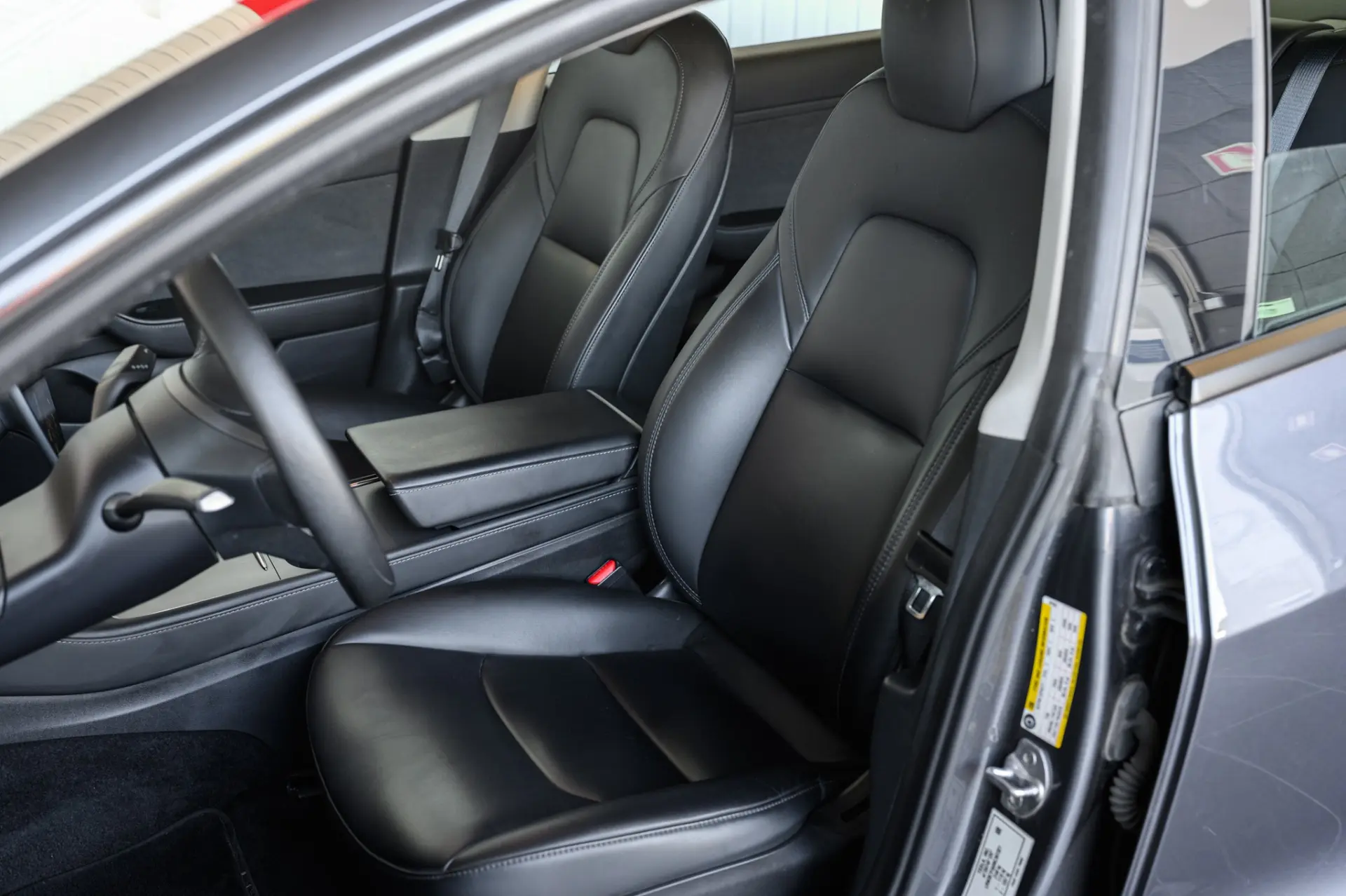 Tesla Model 3 Standard Range Plus RWD 21