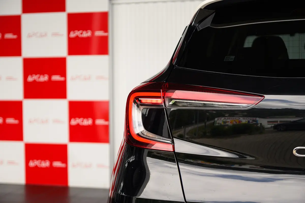 Renault Captur 1.0 TCe Techno 11