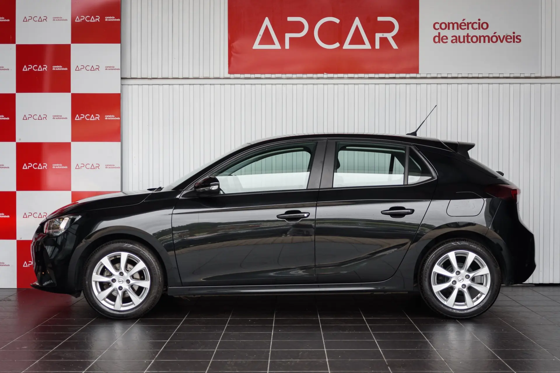 Opel Corsa 1.2 Business 6