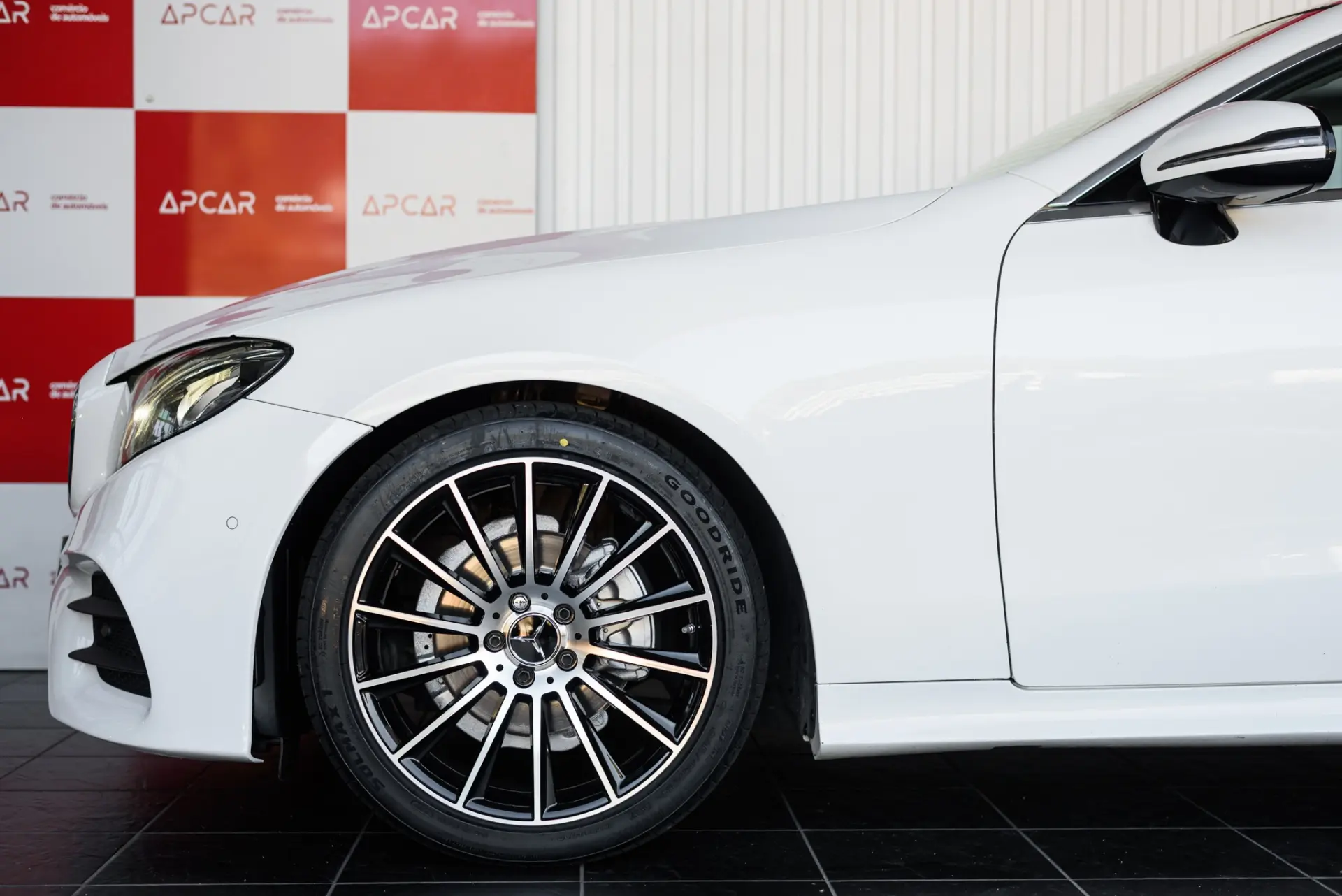 Mercedes-Benz E 220 d 9G-TRONIC Avantgarde 9
