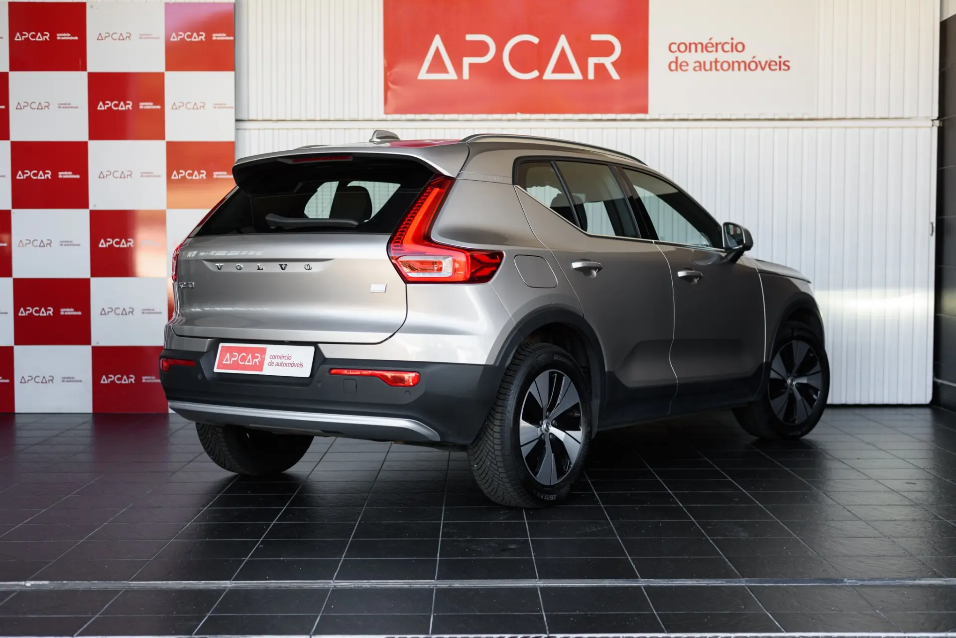 Volvo XC 40 1.5 T4 PHEV Core 11