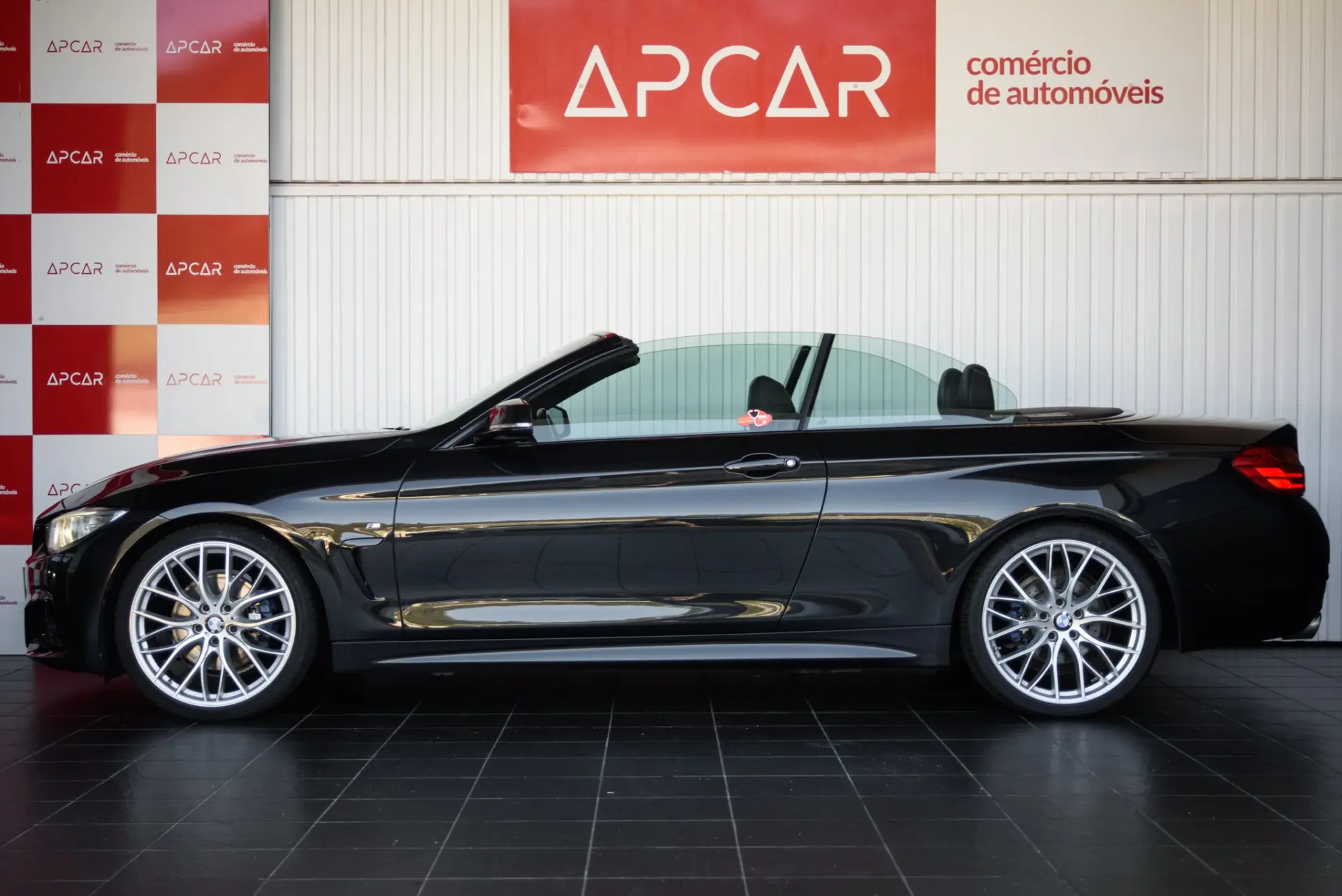 BMW 430 i Pack Desportivo M Auto 2