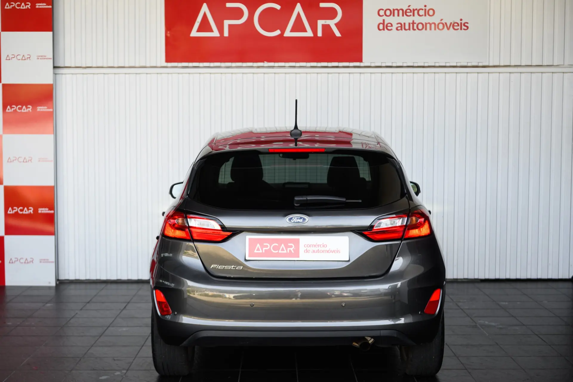 Ford Fiesta 1.0 EcoBoost Trend Connected 18