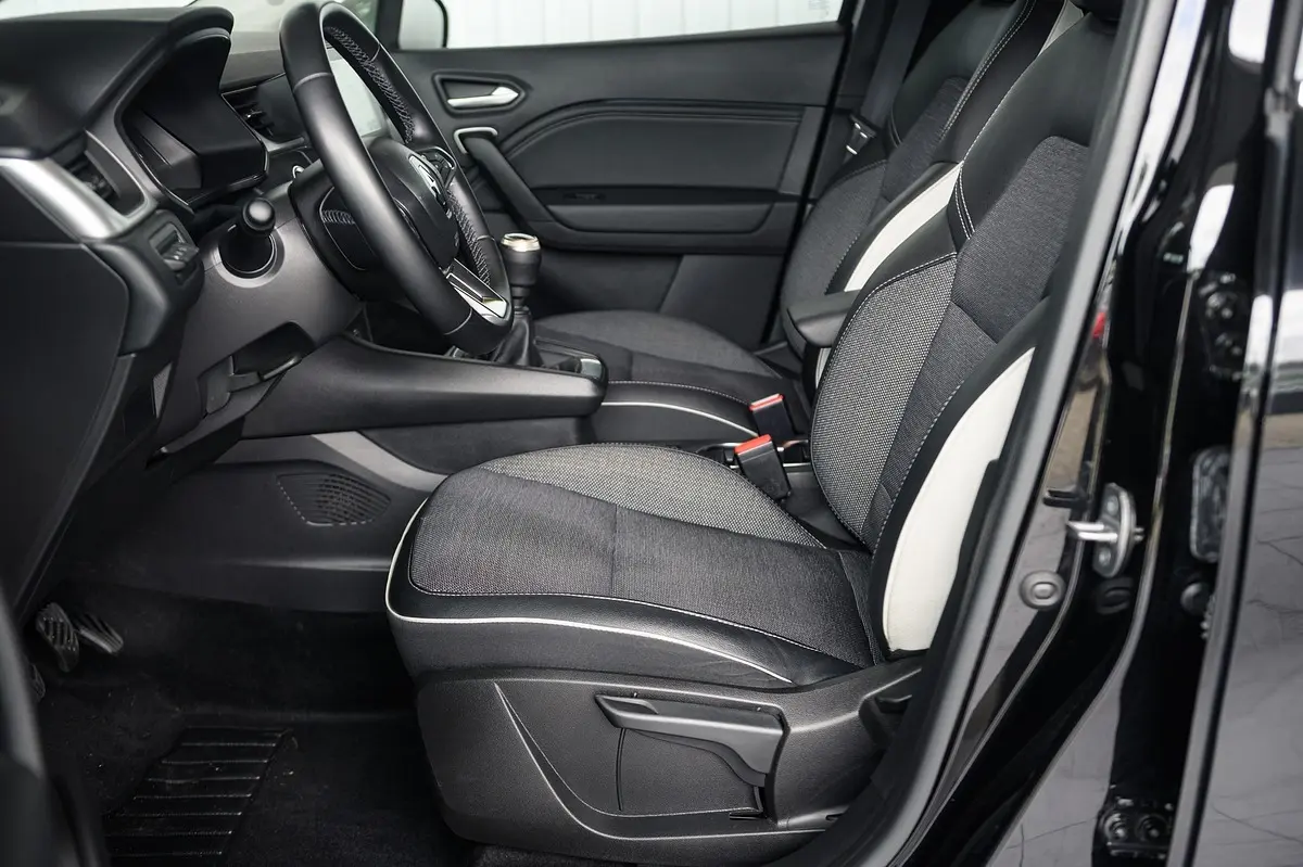 Renault Captur 1.0 TCe Techno 54