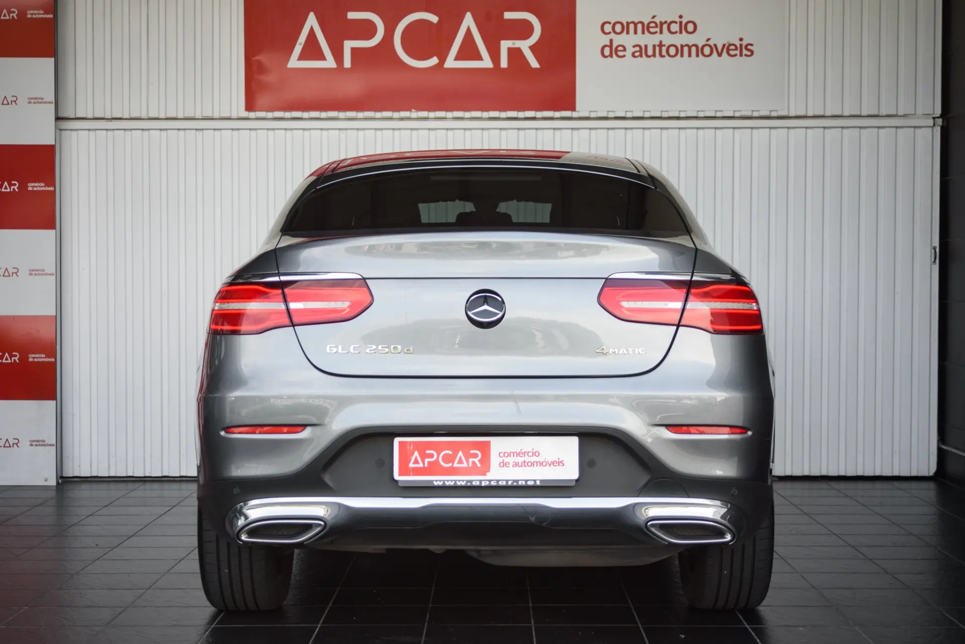 Mercedes-Benz GLC 250 d Coupé AMG Line 4-Matic 13