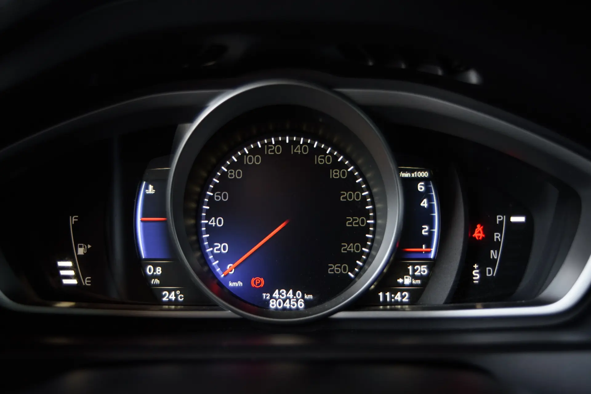 Volvo V40 1.5 T3 Sport Edition R Geartronic 30