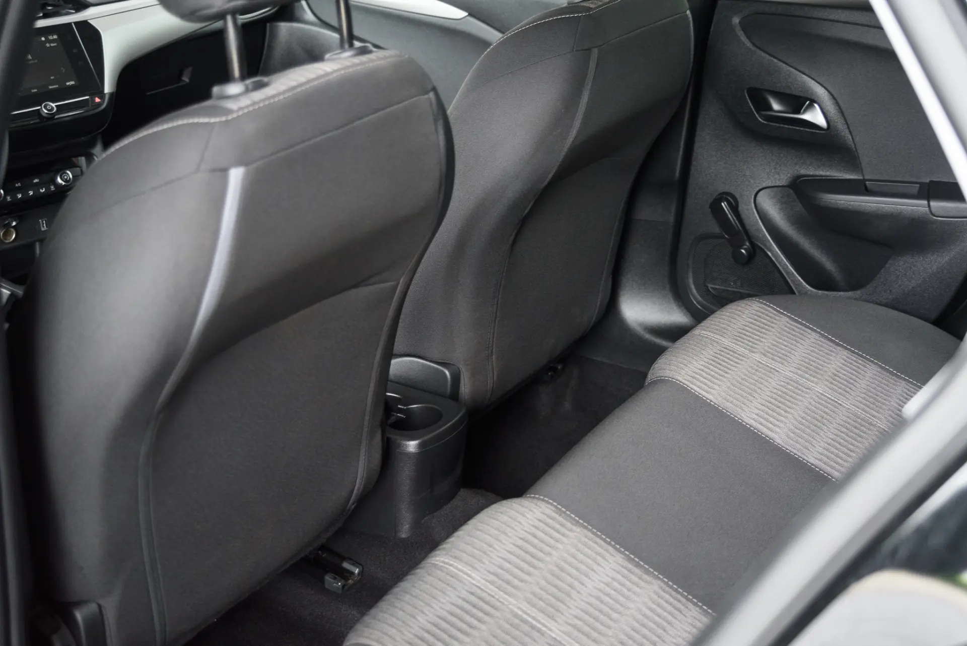 Opel Corsa 1.2 Business 19