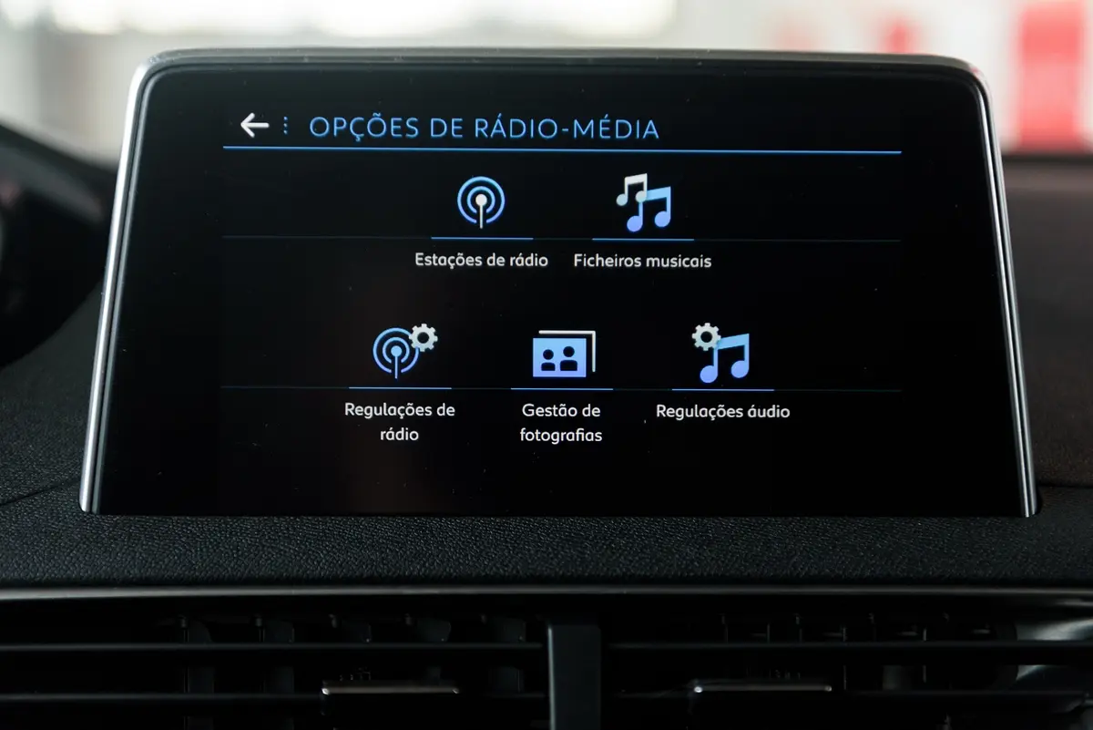 Peugeot 3008 1.5 BlueHDi GT EAT8 59