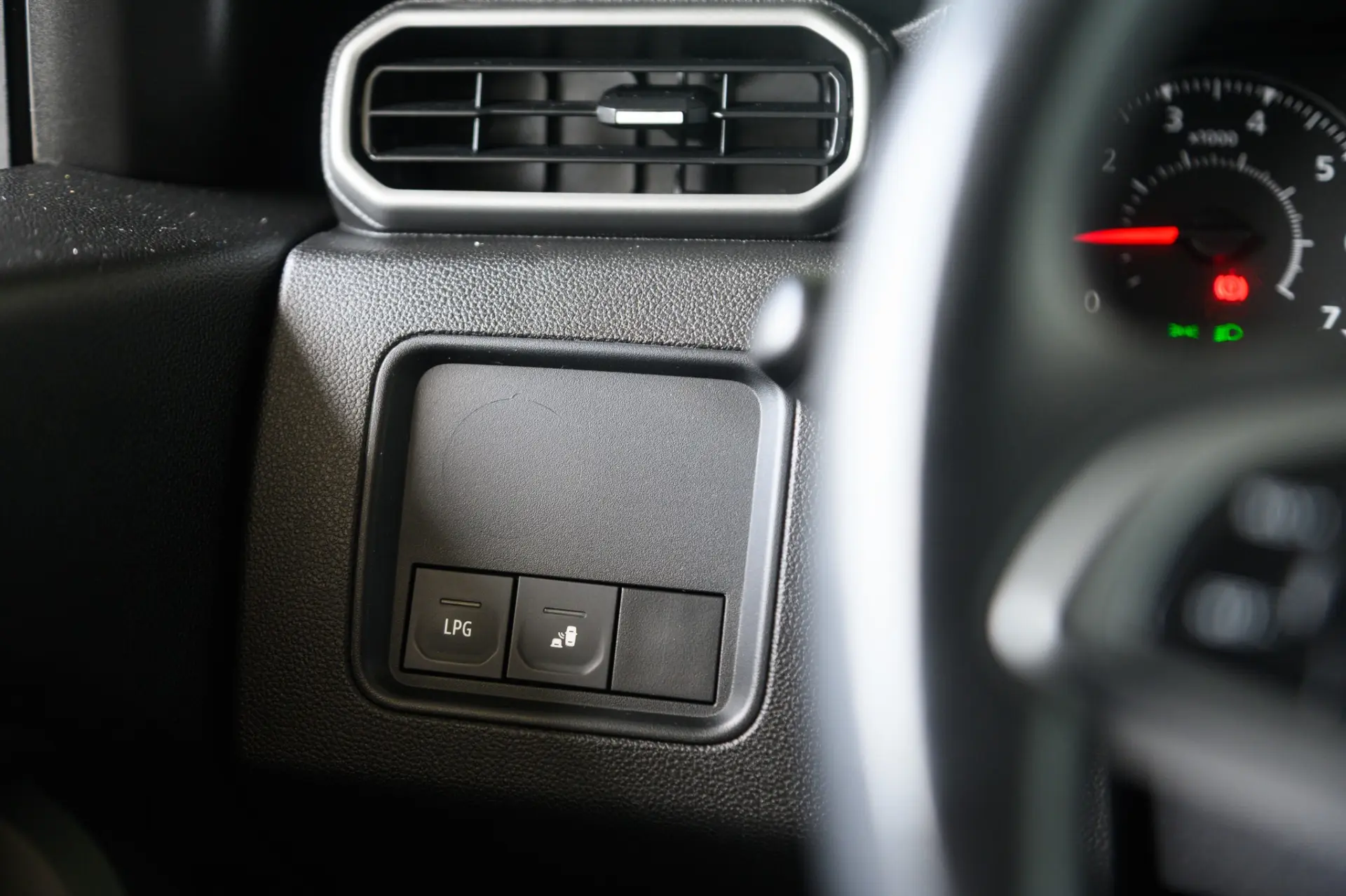 Dacia Duster 1.0 TCe LPG 33