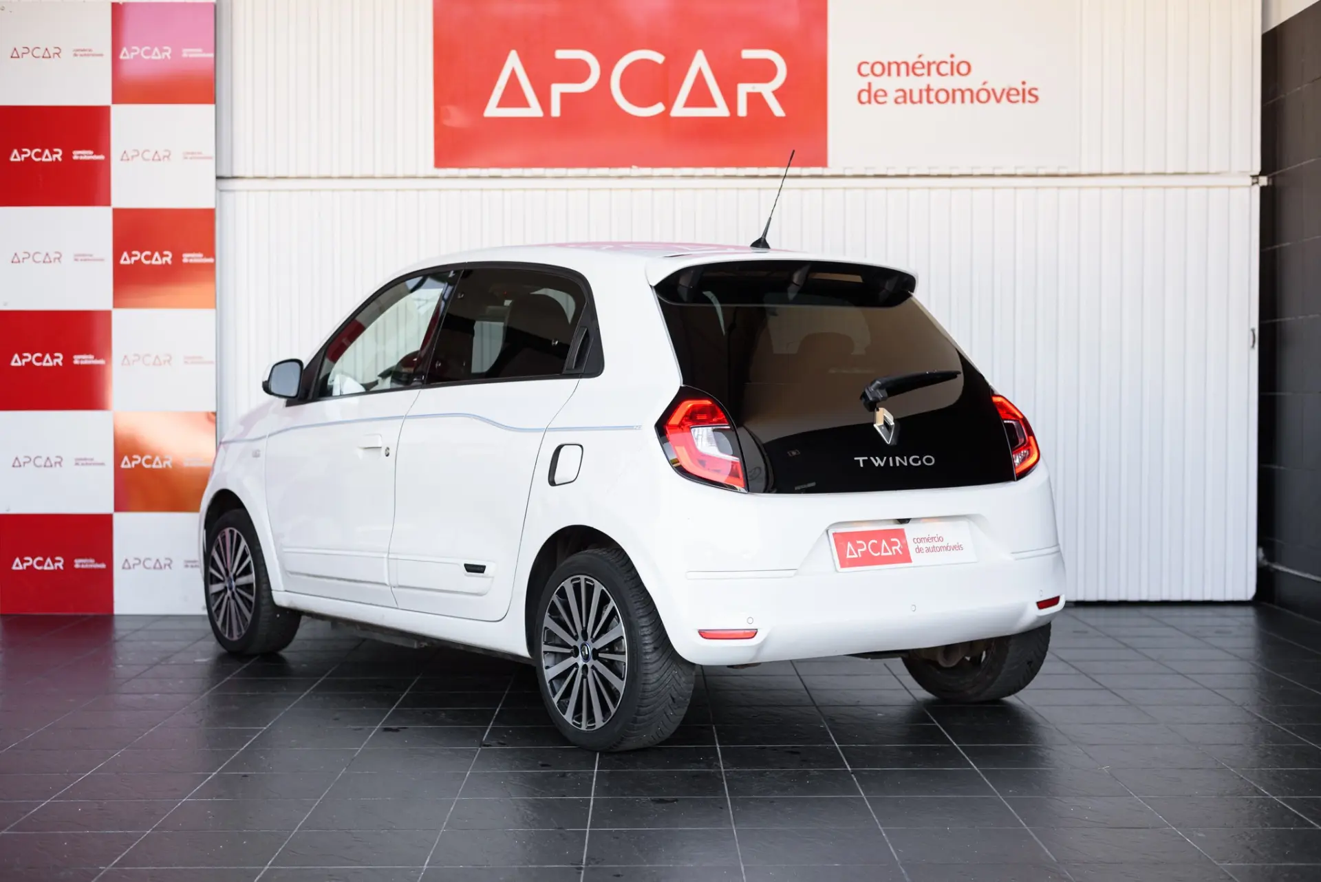 Renault Twingo E-Tech Techno 80 Urban Range 14