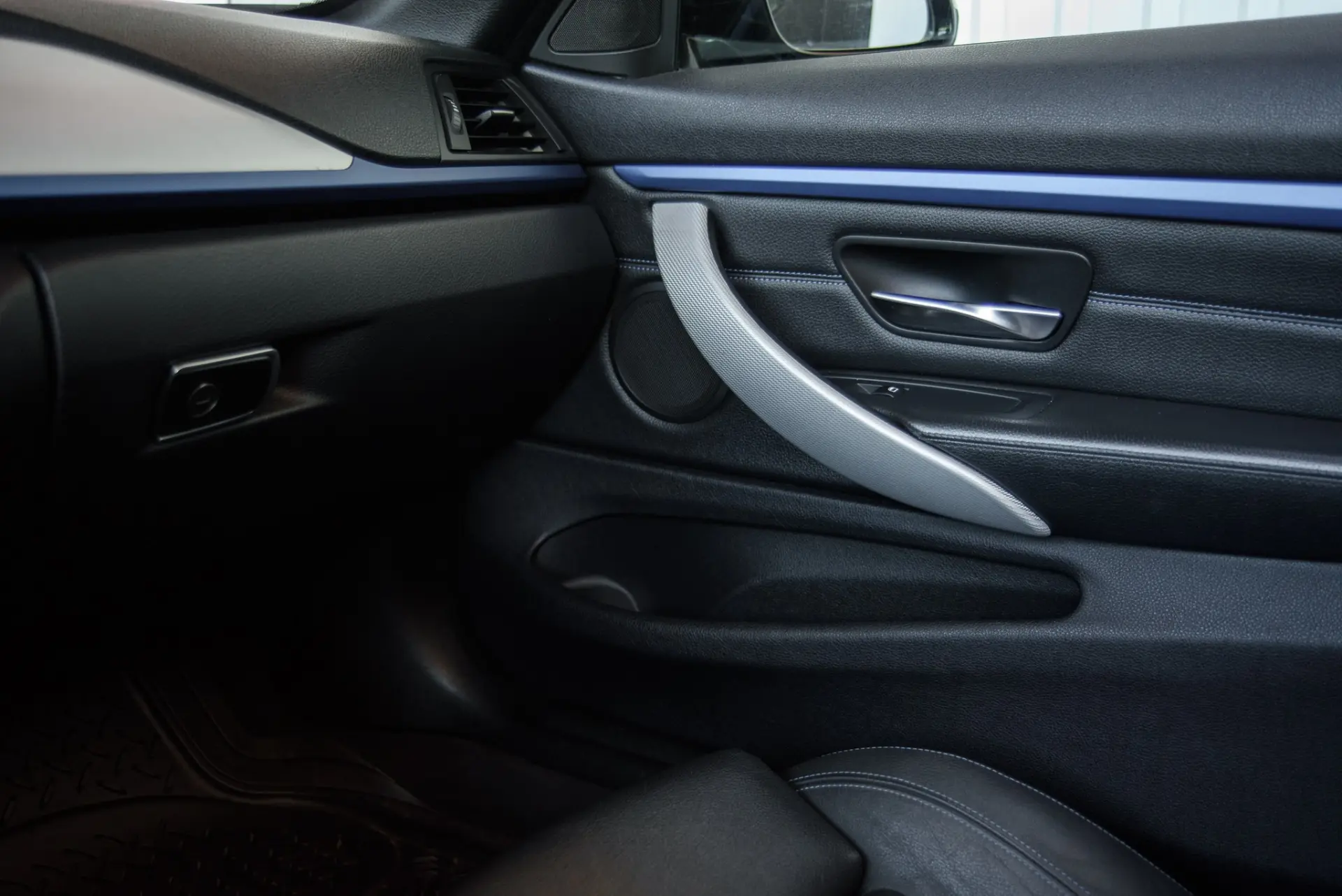 BMW 430 i Pack Desportivo M Auto 29