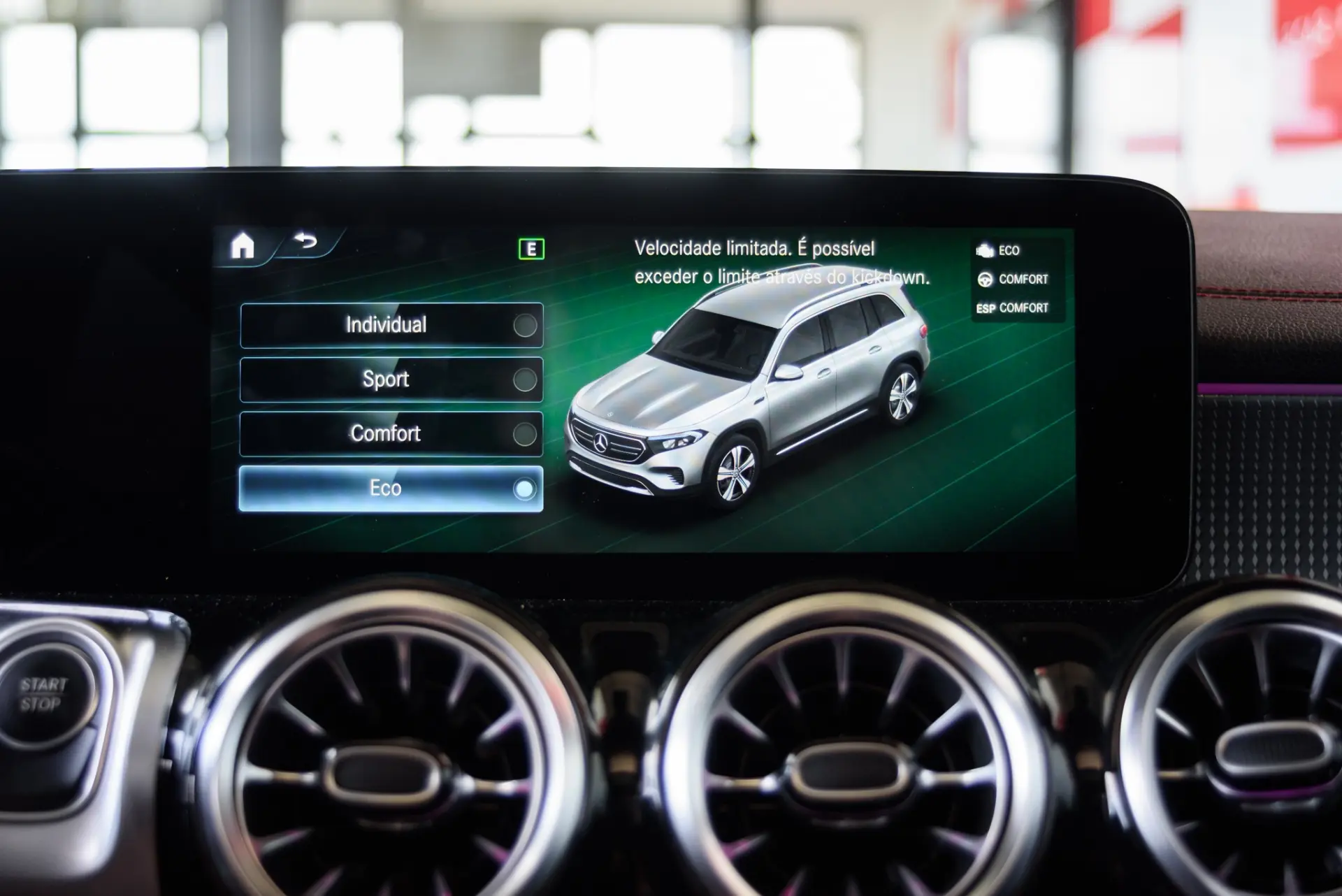 Mercedes-Benz EQB 350 4Matic AMG Line 39