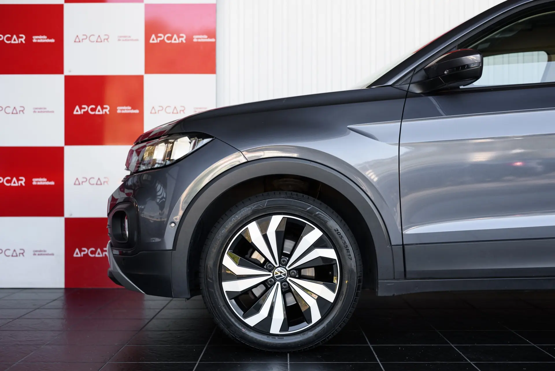 Volkswagen T-Cross 1.0 TSI Life 9