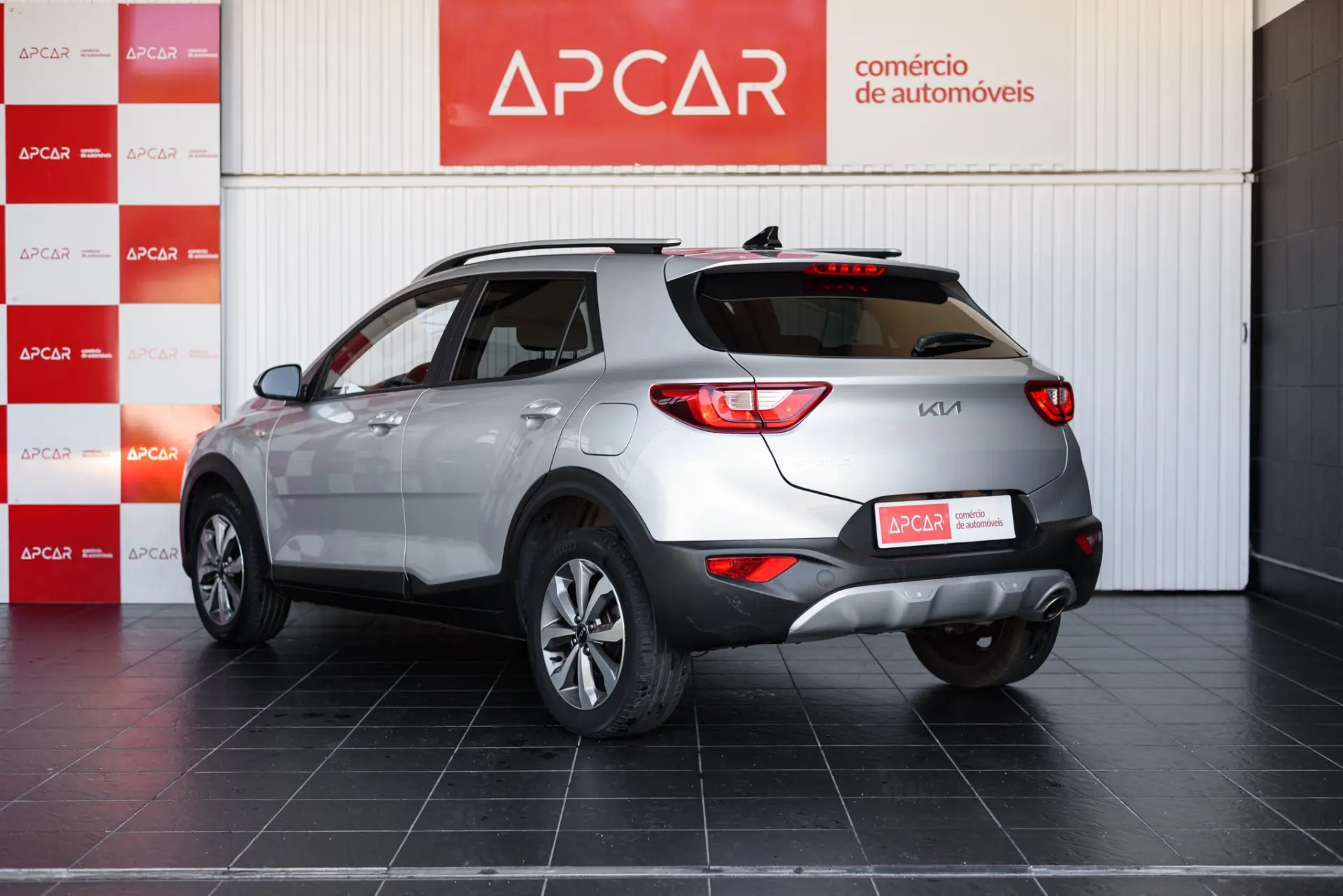 Kia Stonic 1.2 MPi Vibe 18