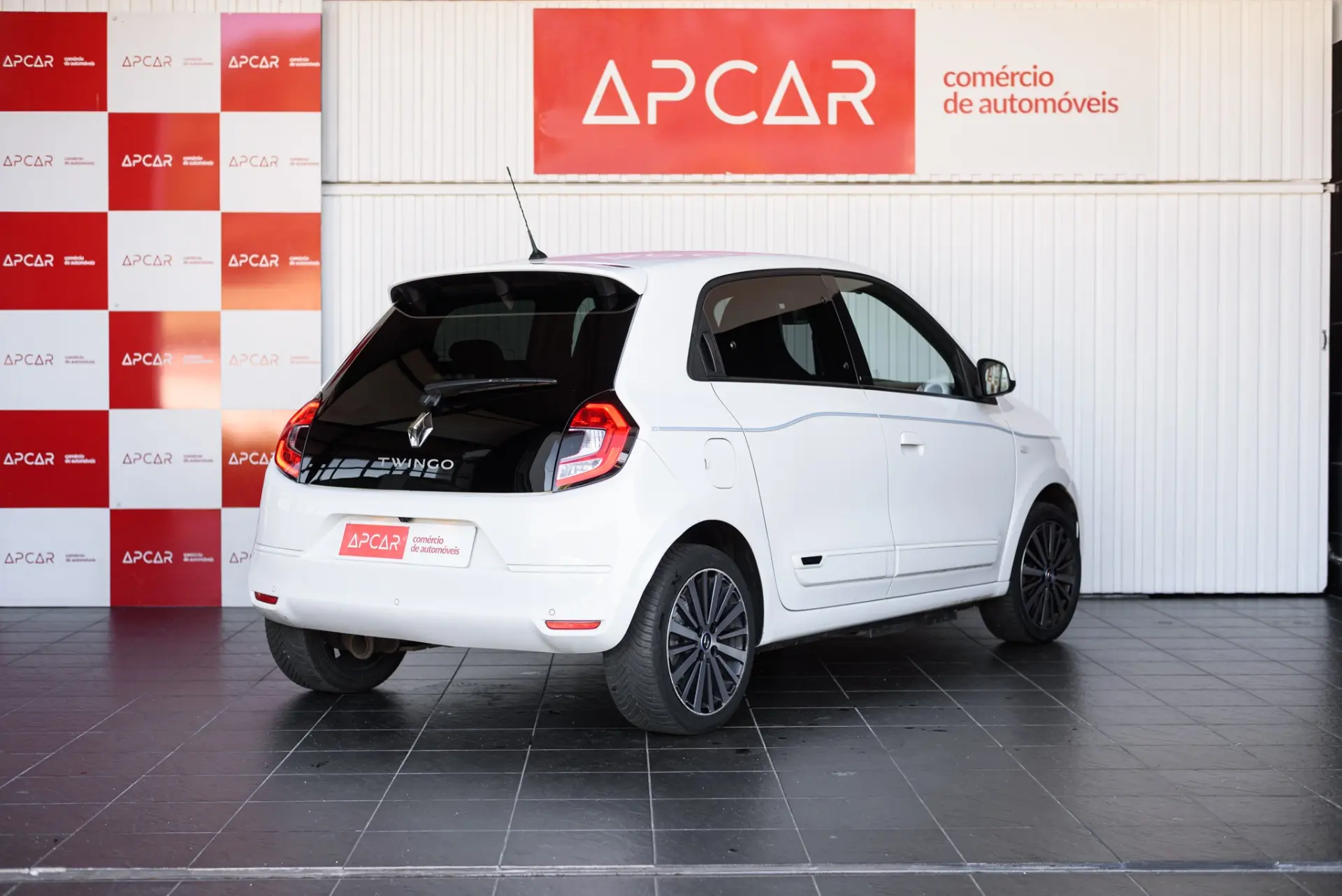 Renault Twingo E-Tech Techno 80 Urban Range 5