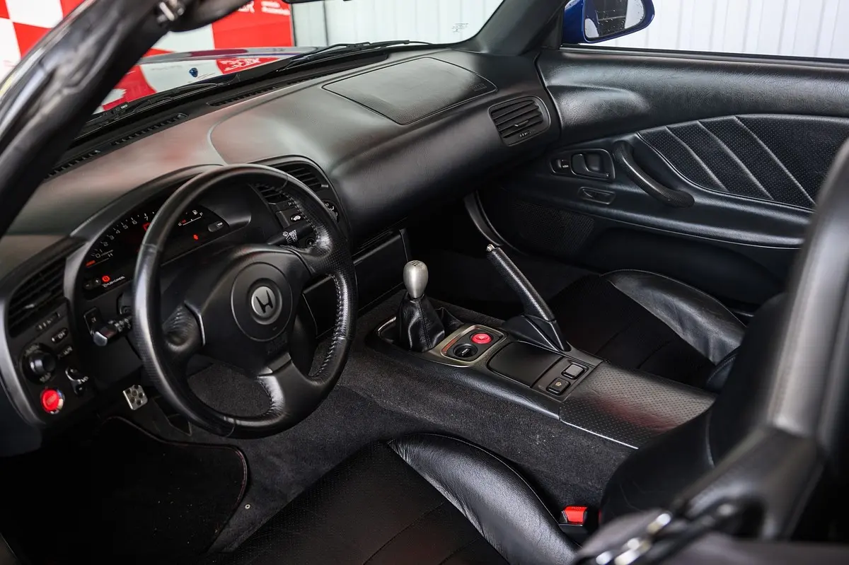 Honda S2000 Standard 33