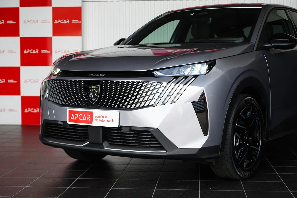 Peugeot 3008 1.2 Hybrid Allure e-DCS6 9