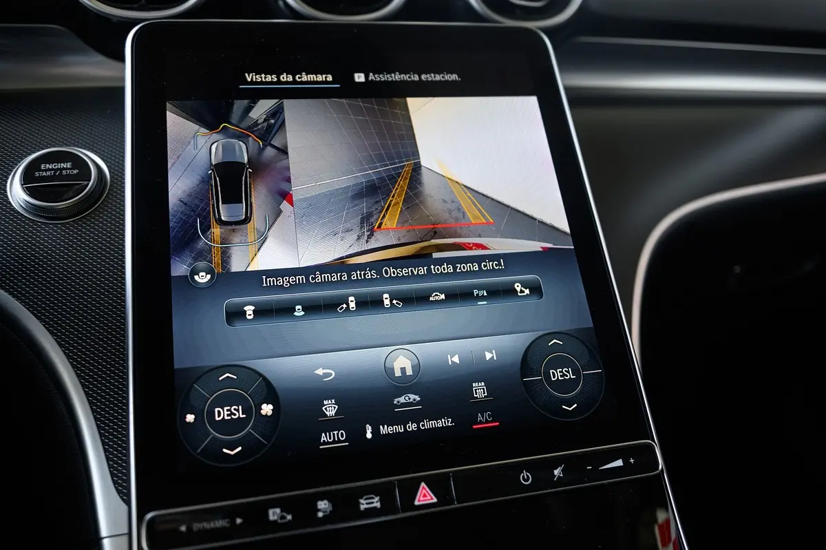 Mercedes-Benz C 300 e AMG Line 83