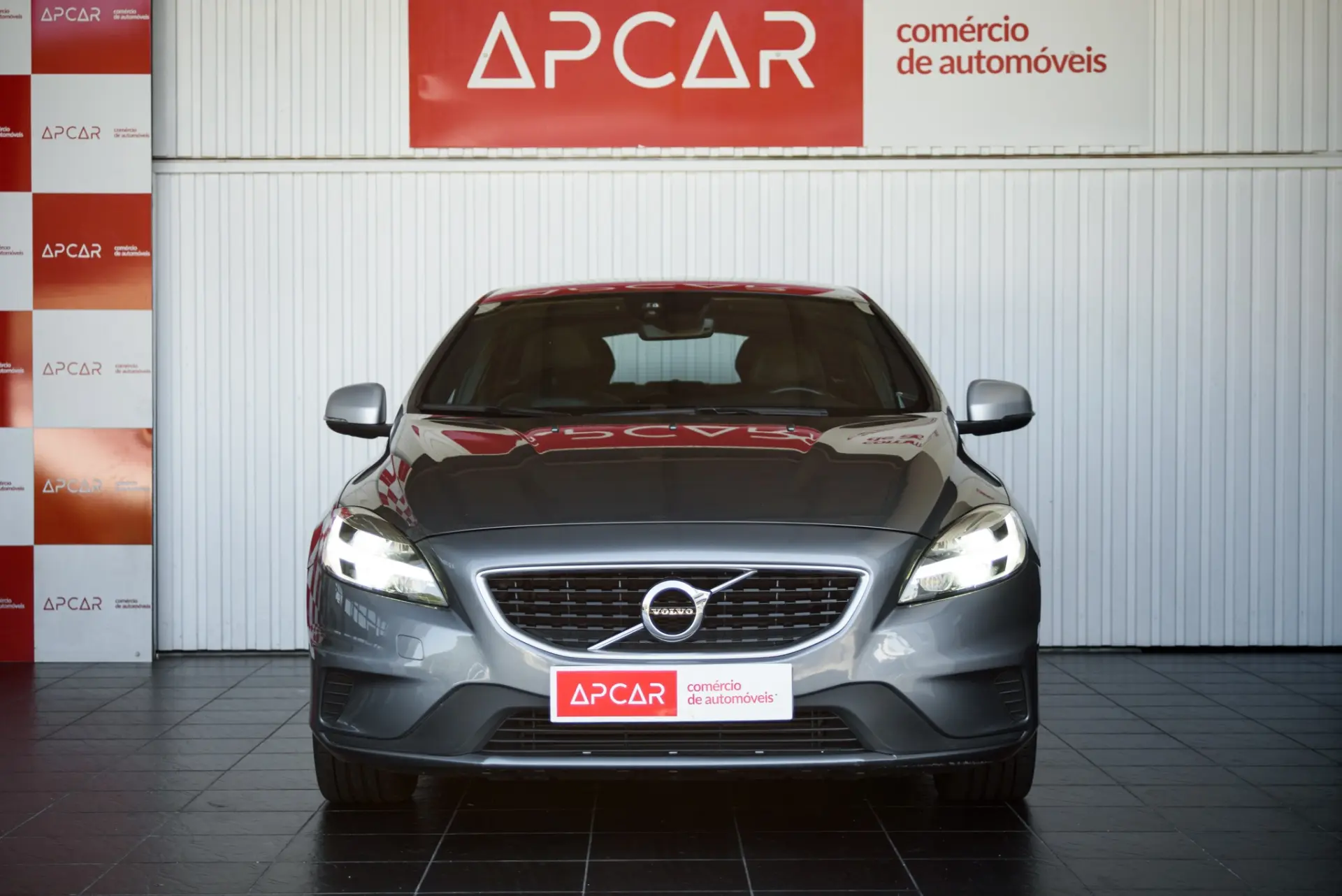 Volvo V40 1.5 T3 Sport Edition R Geartronic 8