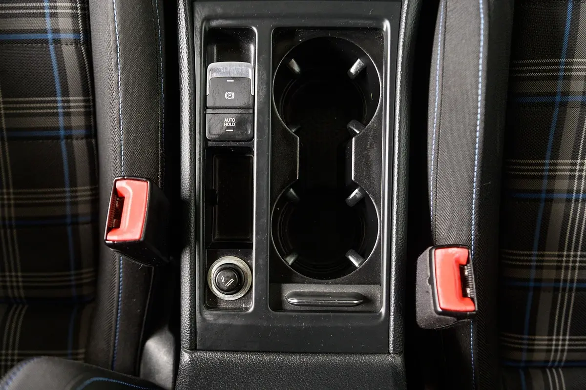 Volkswagen Golf 1.4 GTE Plug-in-Hybrid DSG 51