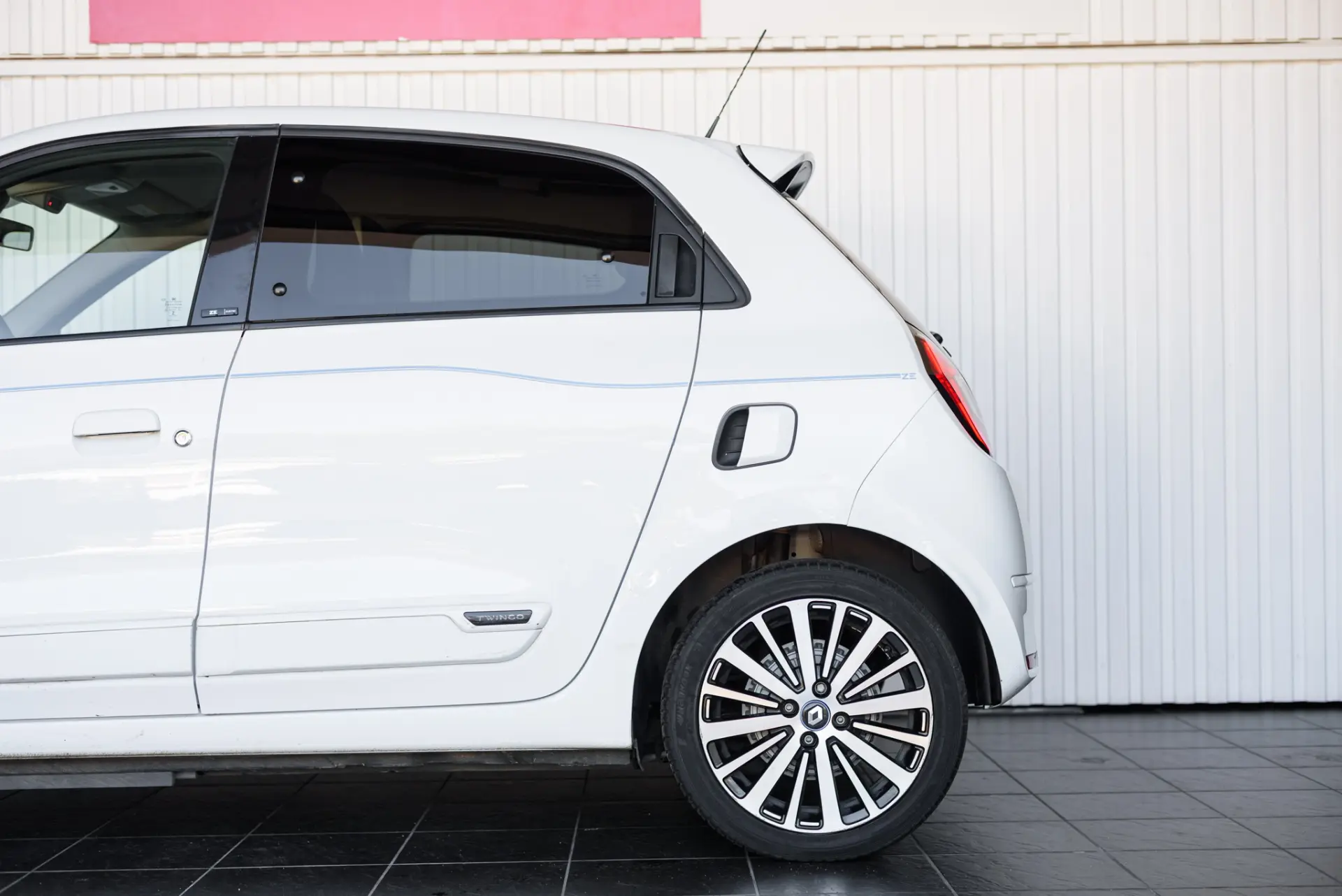 Renault Twingo E-Tech Techno 80 Urban Range 10