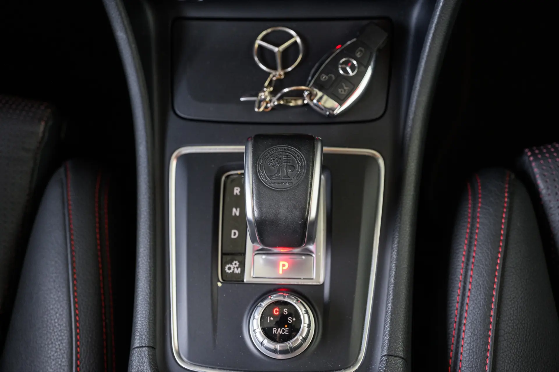 Mercedes-Benz GLA 45 AMG 4-Matic 56